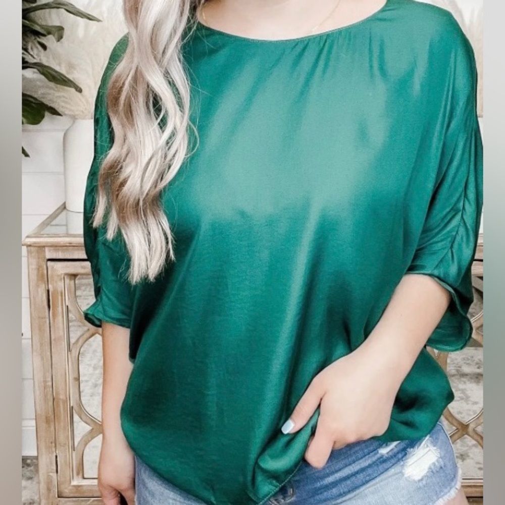 EESOME Green Lightweight Soft Dolman Sleeve Dress Top Women’s M NWT